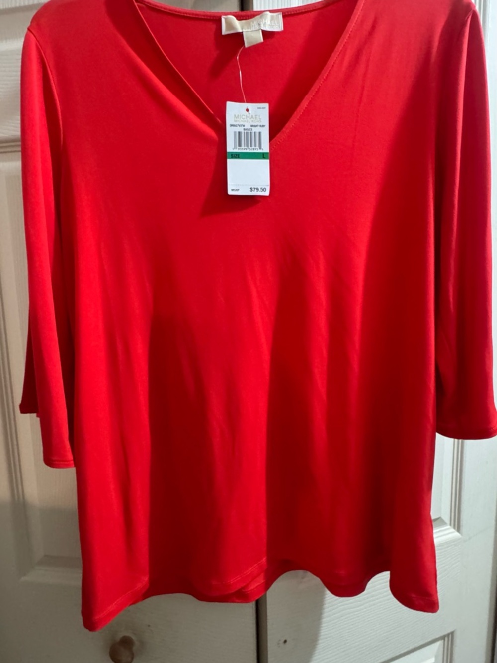 Michael Kors Bright Ruby Cold Shoulder Blouse NWT size Large Gold Bar Details